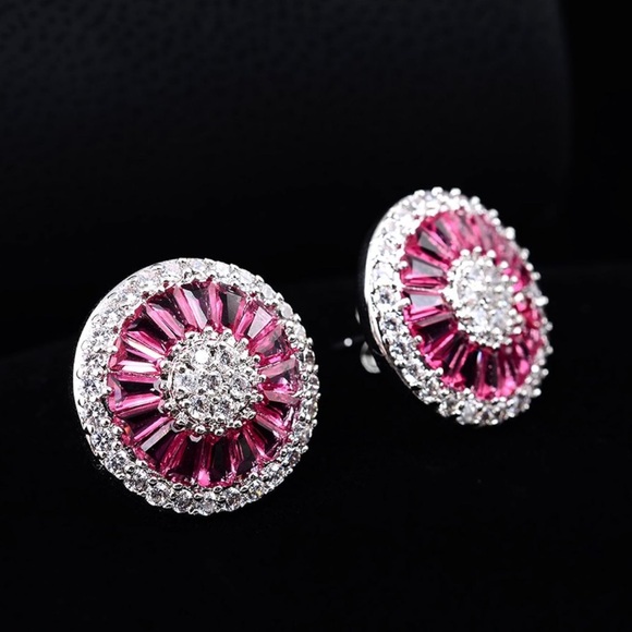 Round Baguette Zircon Earrings - Picture 8 of 12